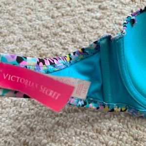 Victoria's Secret Swim - Victoria’s Secret Strapless Bikini Top Victoria's Secret Swim - Victoria’s Secret Strapless Bikini Top